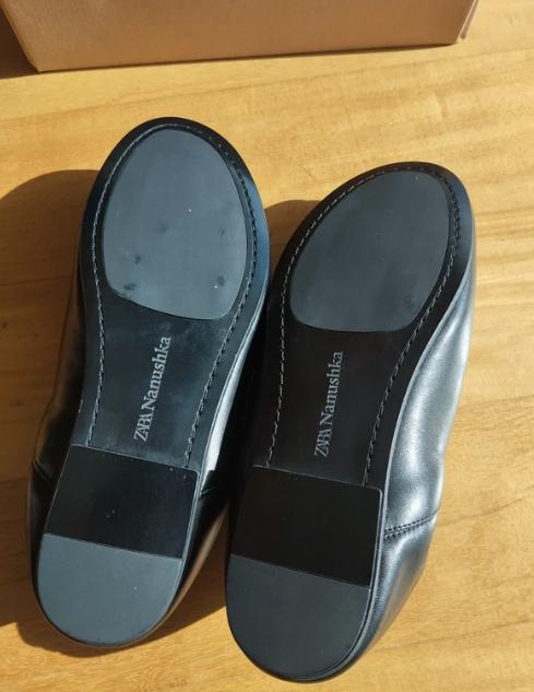 FLAT LEATHER SHOES X NANUSHKA - Image 2
