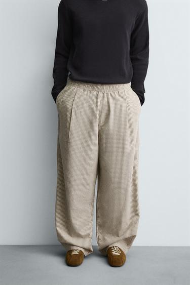 BALLOON FIT PLEATED TROUSERS - Ecru / Black by Zara