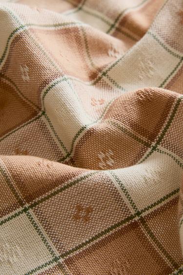 SERVIETTES DE TABLE CARREAUX FIL TEINTÉ - Rose clair de Zara - Image 3
