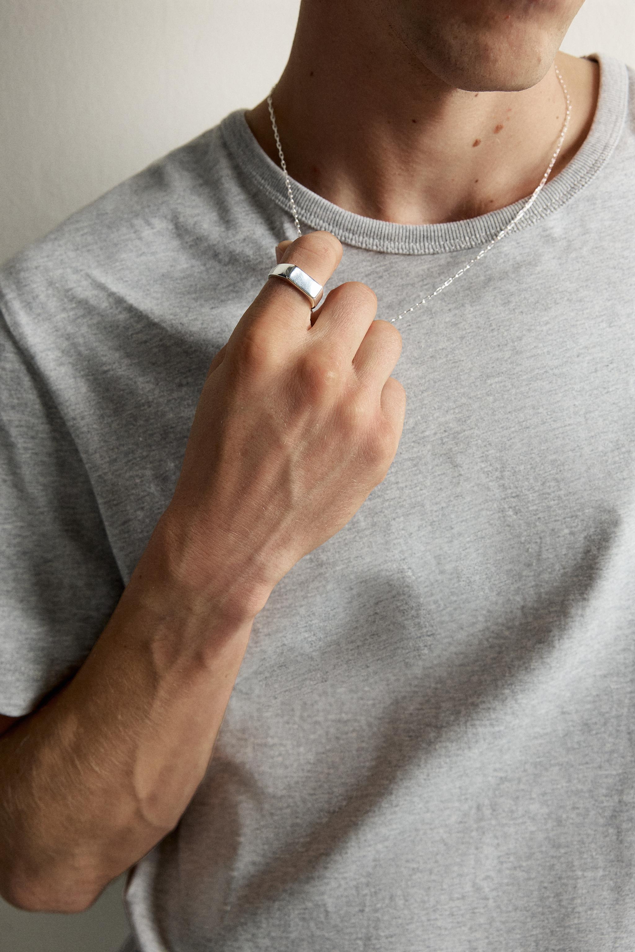 Мужские аксессуары Zara STAINLESS STEEL SIGNET RING — фото 2