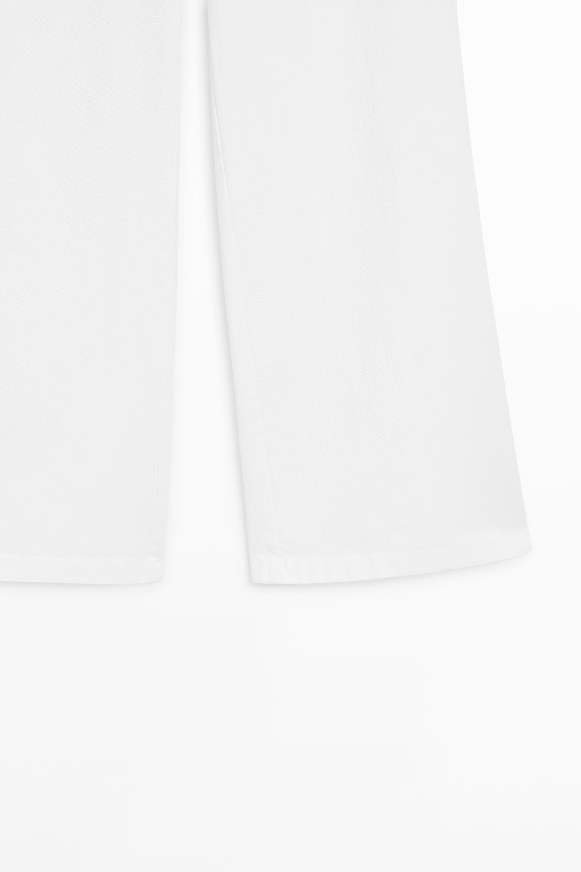 High-waist palazzo jeans