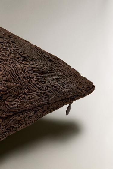 TEXTURED CUSHION COVER - Dark brown by Zara - Image 4