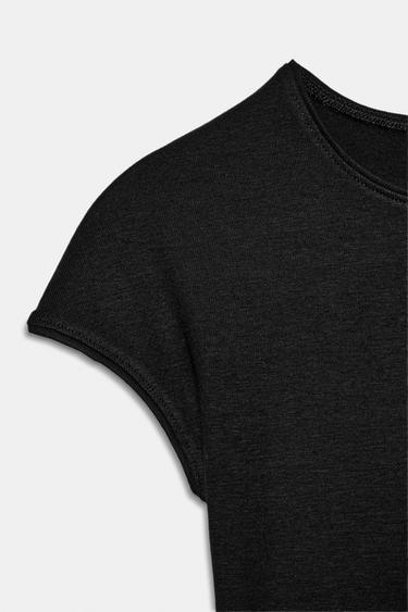 CROPPED SHORT SLEEVE T-SHIRT - Black by Zara