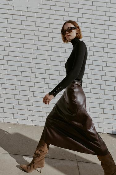 PULL BASIQUE EN MAILLE UNIE - Noir de Zara - Image 2