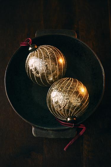 GLITTER STRIPED CHRISTMAS TREE DECORATION — Golden 1