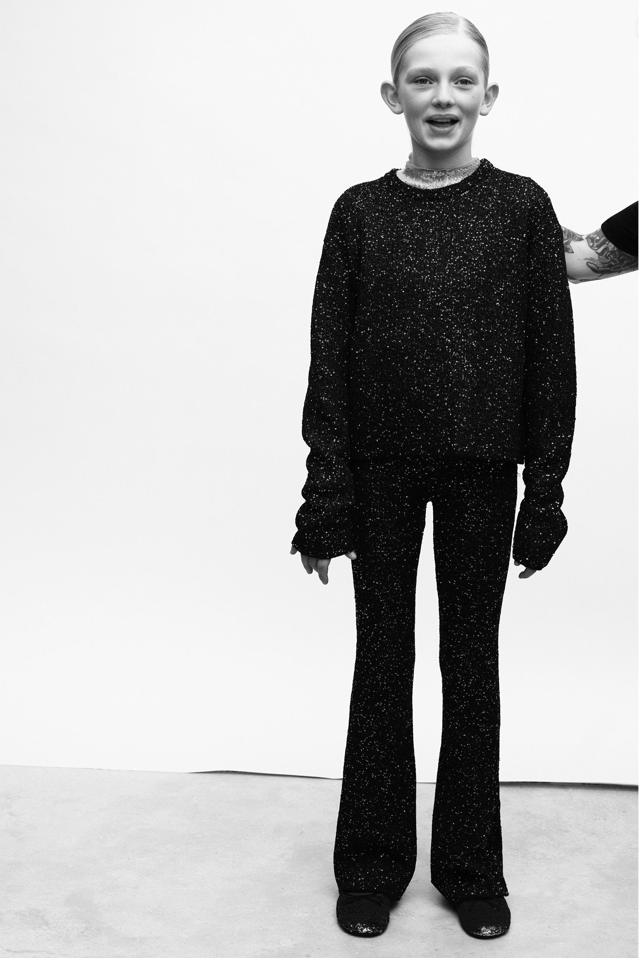 PANTALON ÉVASÉ À PAILLETTES