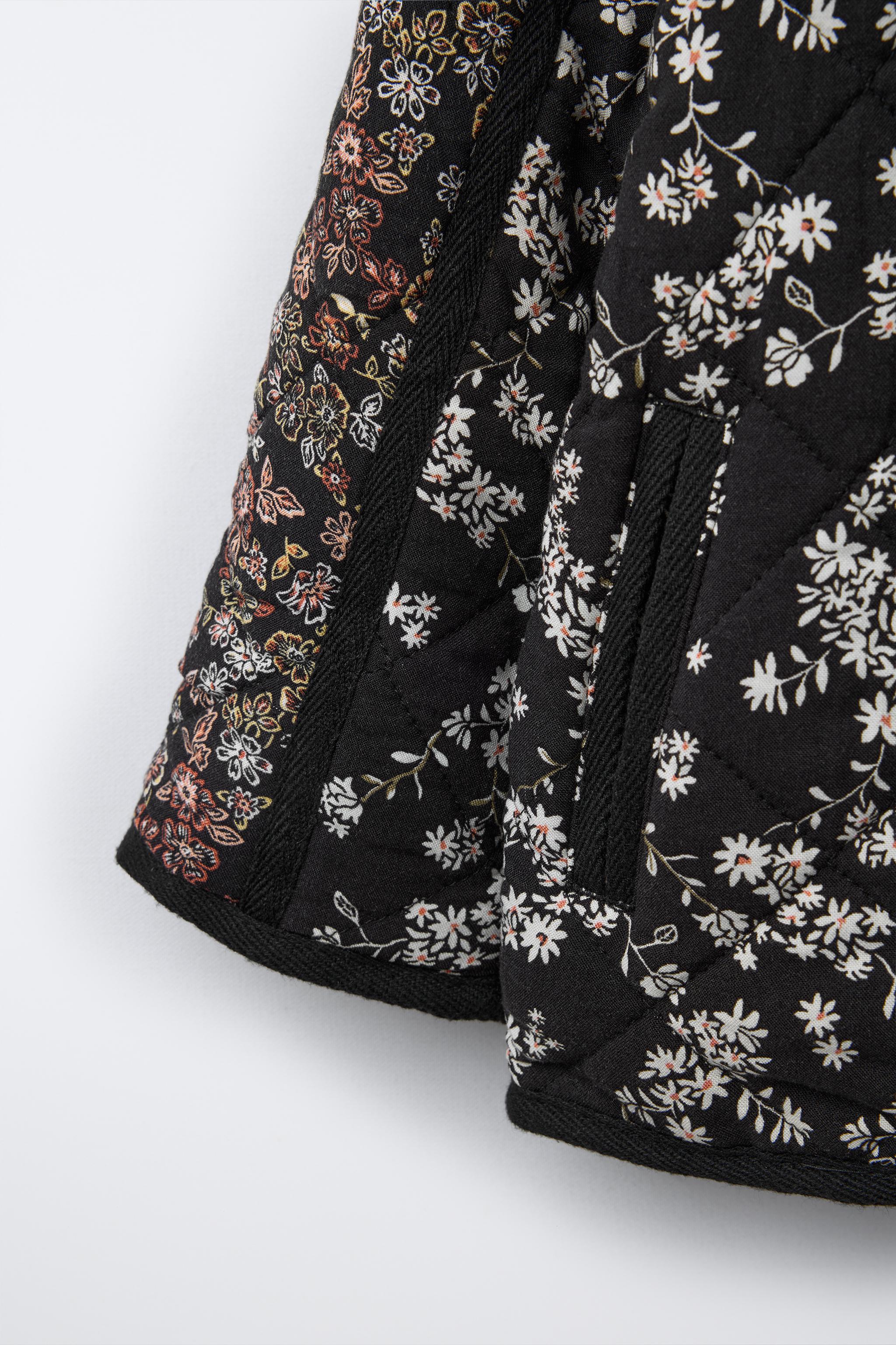 ZARA ♡柄　グレー ノーカラーパフジャケット XSサイズ ZARA ♡柄 グレー ノーカラーパフジャケット XSサイズ