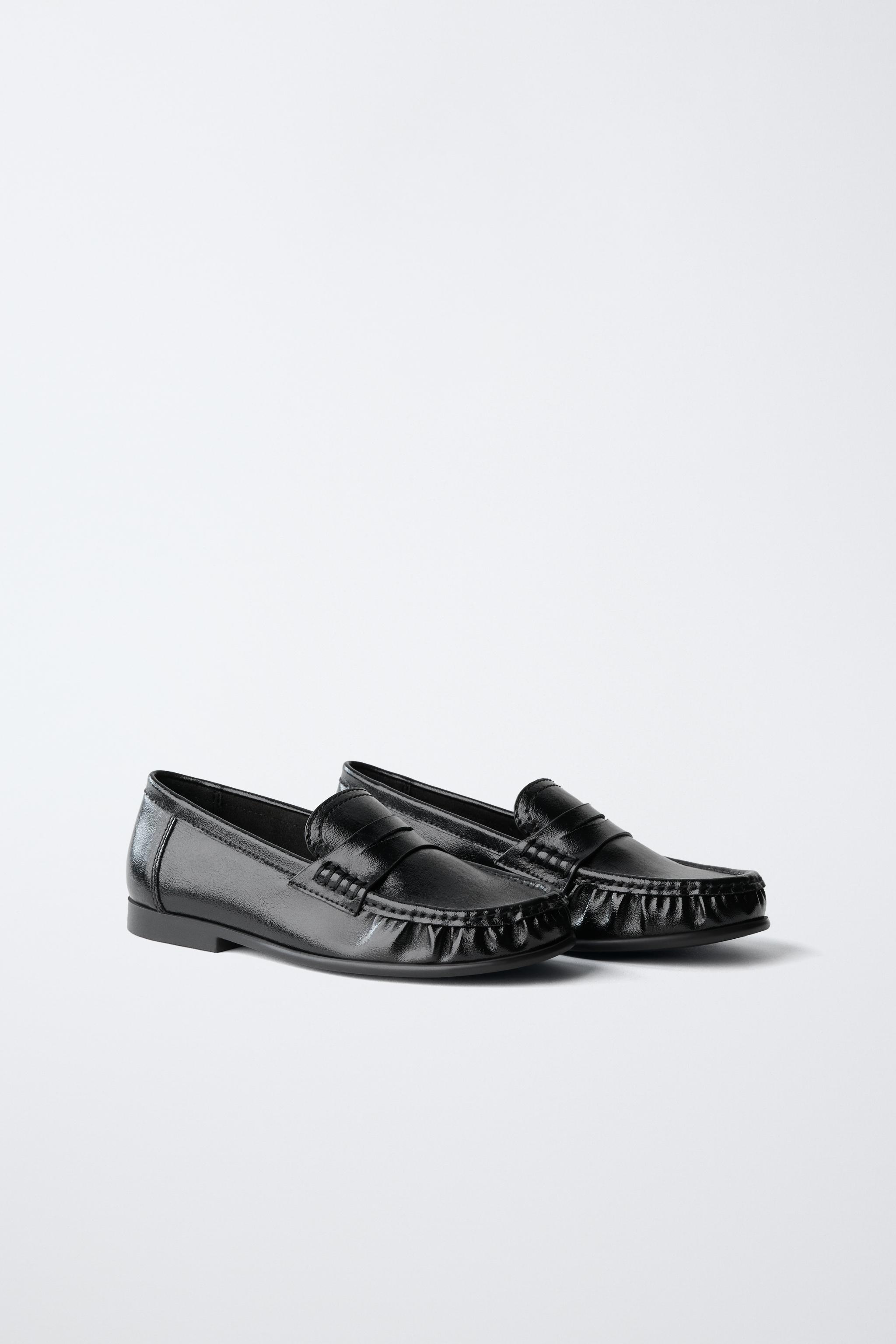 THIN SOLE LOAFERS