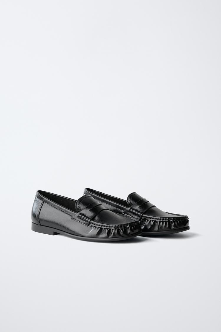 PISOS FINOS TIPO MOCASÍN 2