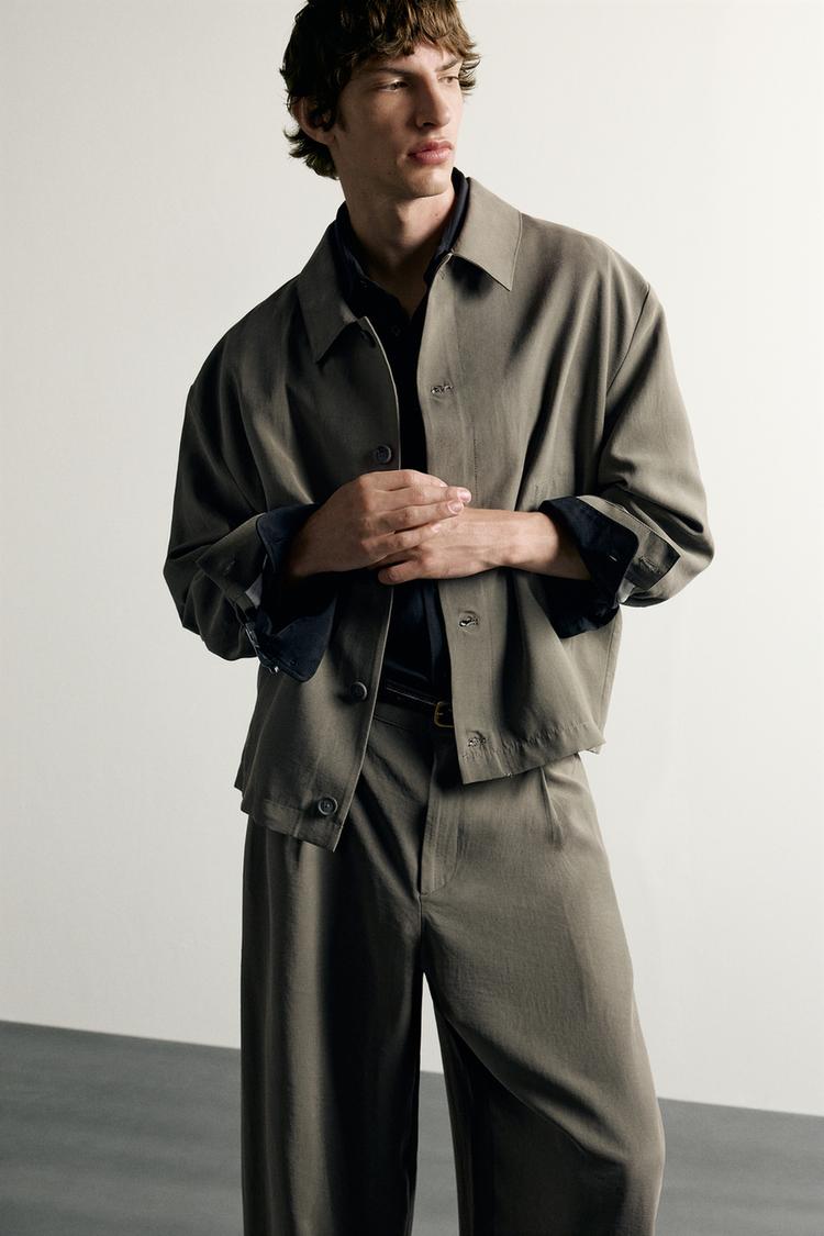 OVERSHIRT DE CORTE BOXY FLUIDO 5