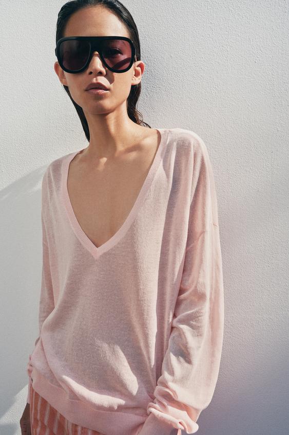 SUÉTER DE TRICÔ FINO DECOTE V - Rosa-pastel da Zara - Imagem 0