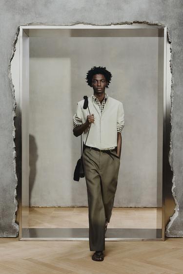 Zara Product image - Fuchsia - Image 0