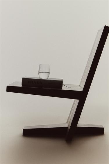 LOUNGE CHAIR 02 - Brown by Zara