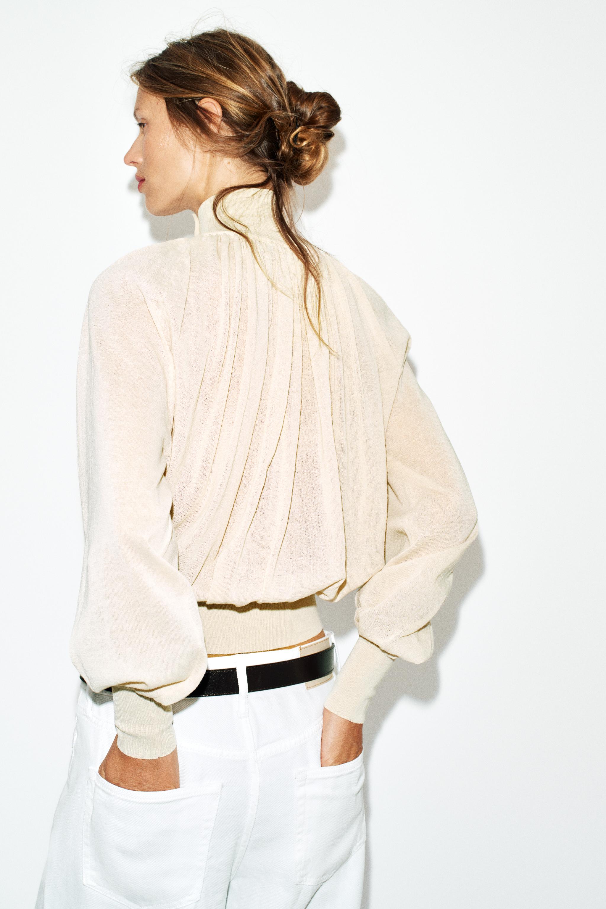 COMBINATION KNIT FLOWY BLOUSE