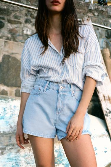 Zara Z1975 MOM FIT MID-RISE SHORTS - Light blue