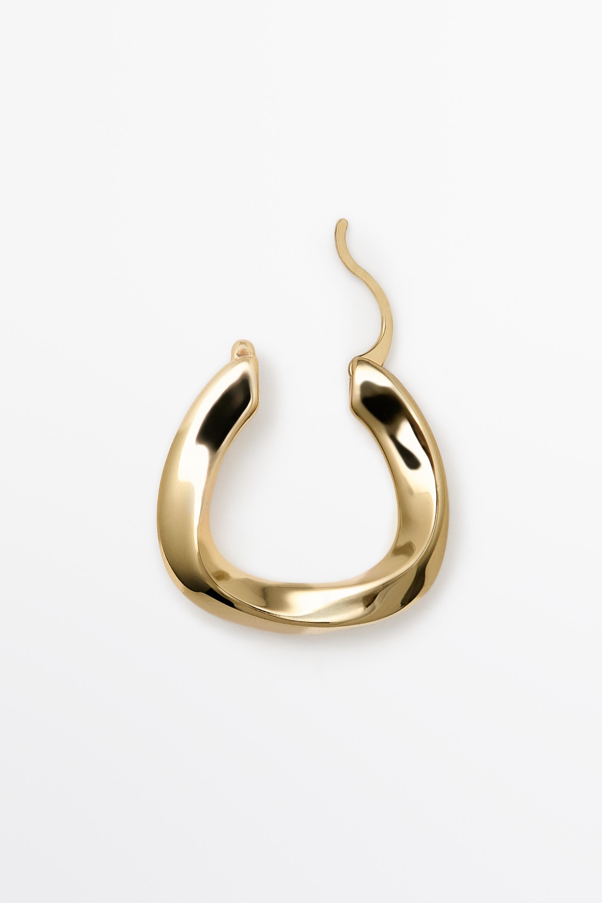 Boucles d'oreilles anneaux triangulaires