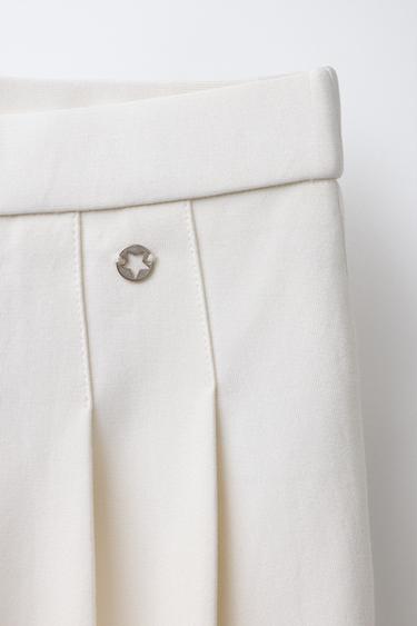 JUPE À PLIS PLATS - Blanc cassé de Zara - Image 2