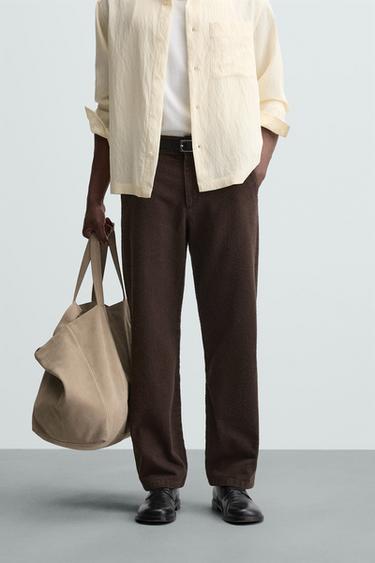 PANTALÓN STRAIGHT FIT ESTRUCTURA - Chocolate de Zara