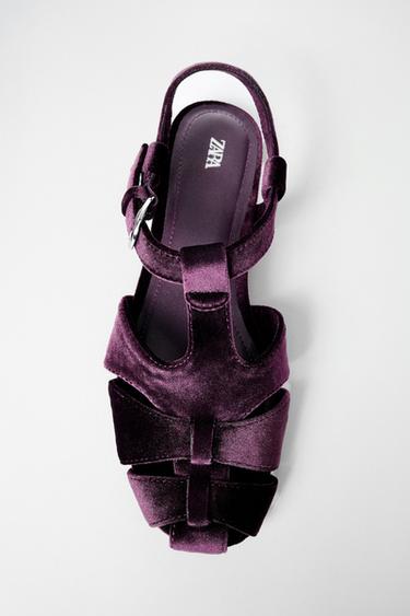 SANDALIA CANGREJERA EFECTO TERCIOPELO - Morado de Zara