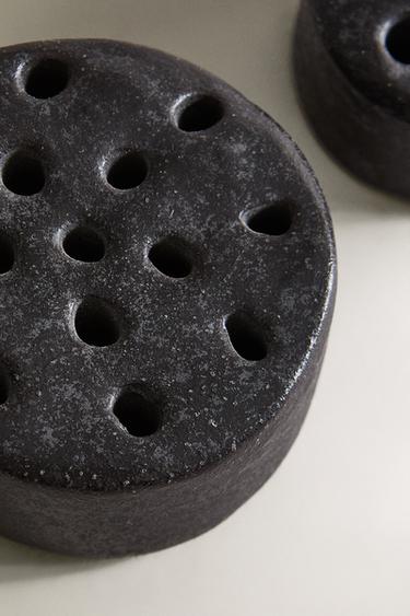 KENZAN FLOWER HOLDER - Black by Zara - Image 2