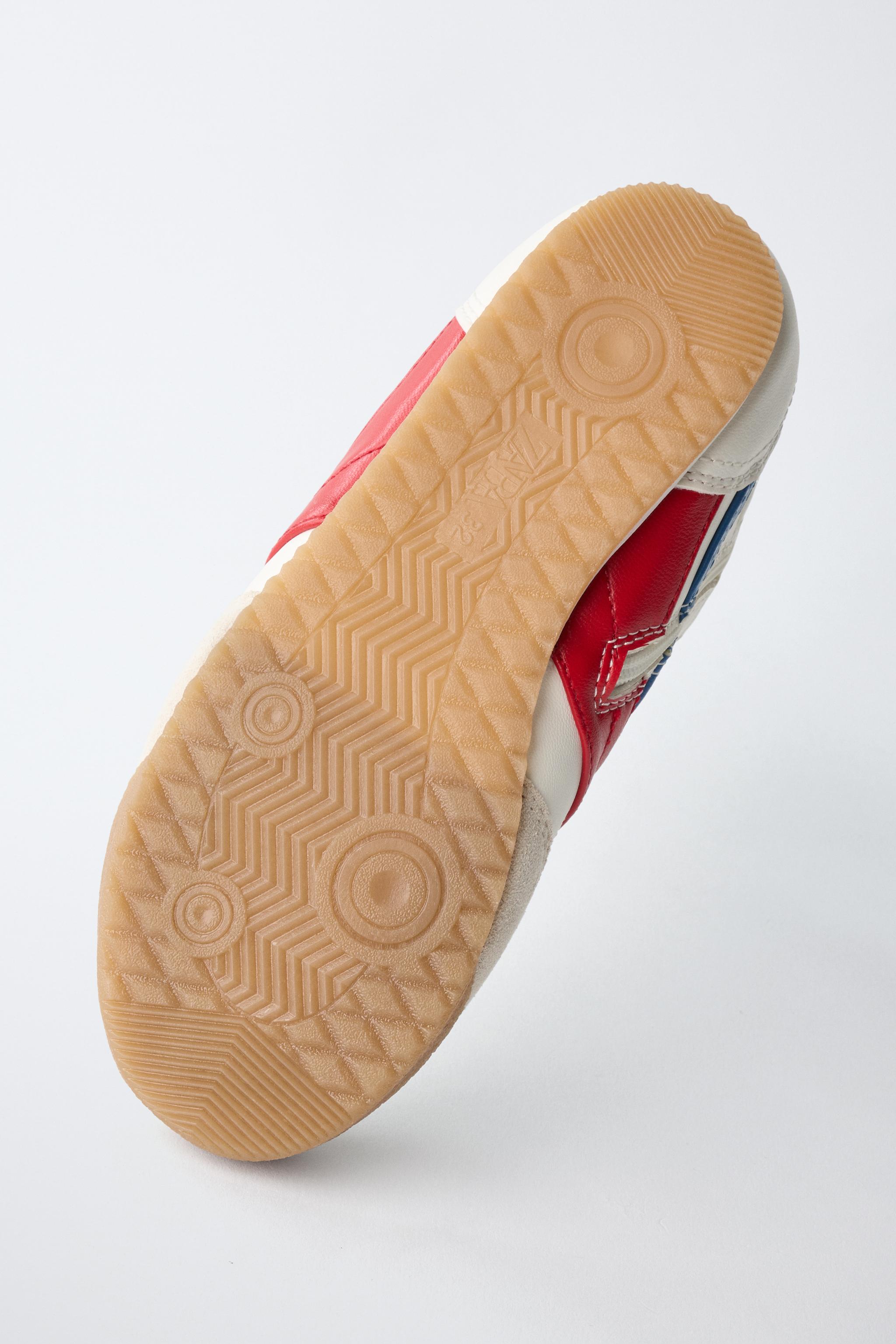 BASKETS MONTANTES RÉTRO