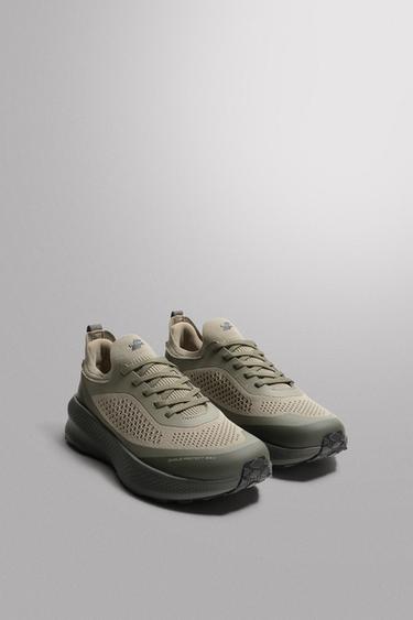 RUNNING TRAINERS - Green by Zara