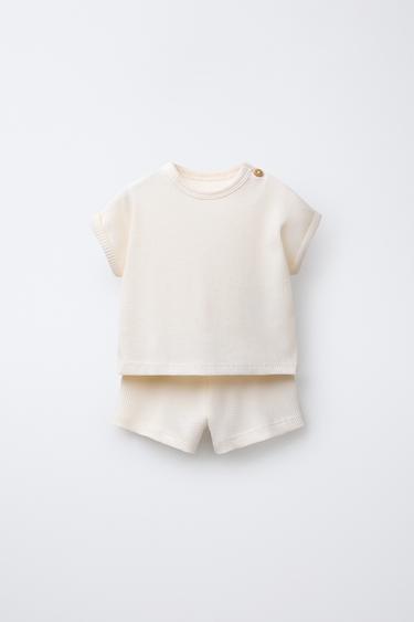 Zara PLAIN WAFFLE T-SHIRT AND BERMUDA SET - Ecru