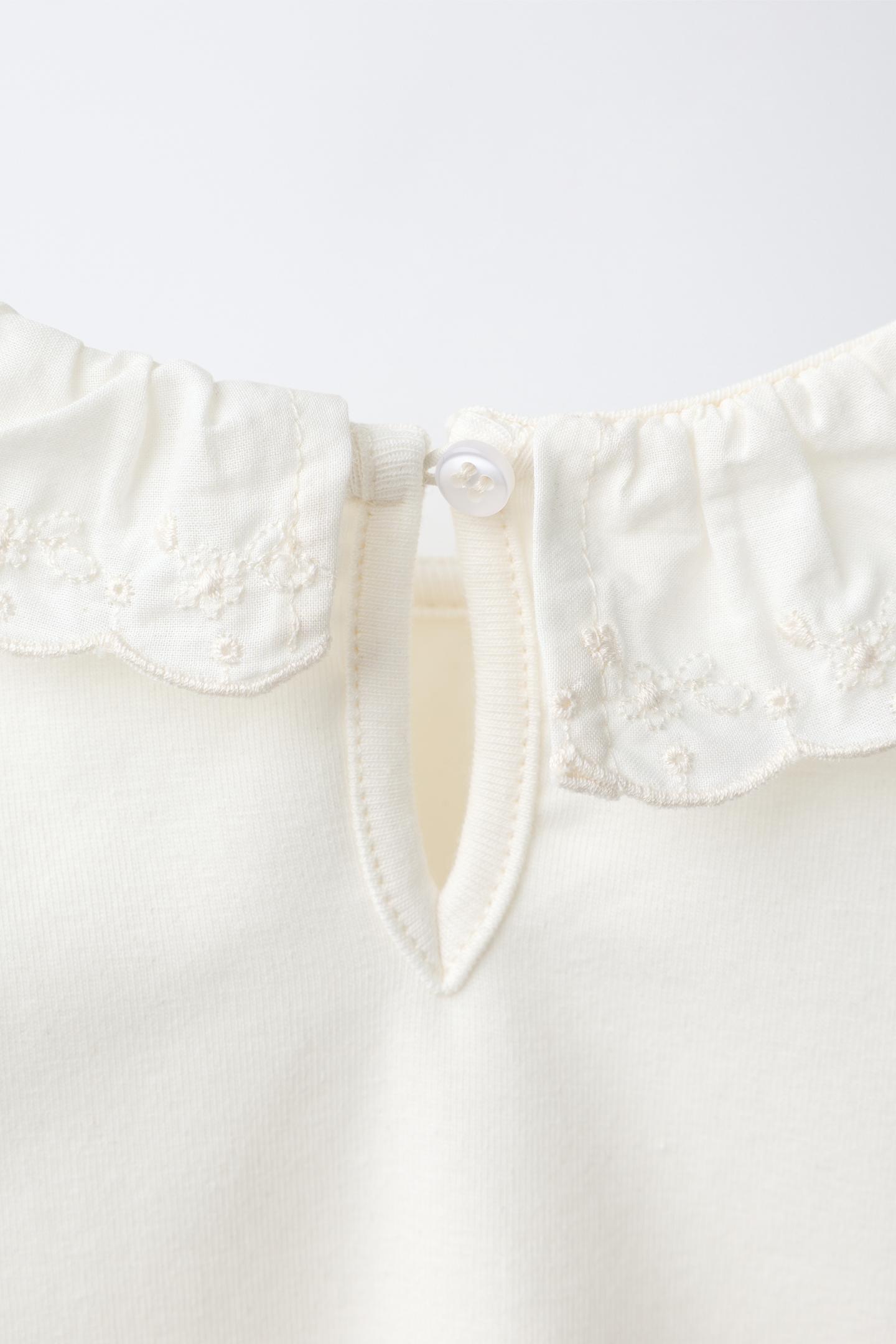 Детская футболка Zara Embroidered Collar, цвет: Экрю — фото 4