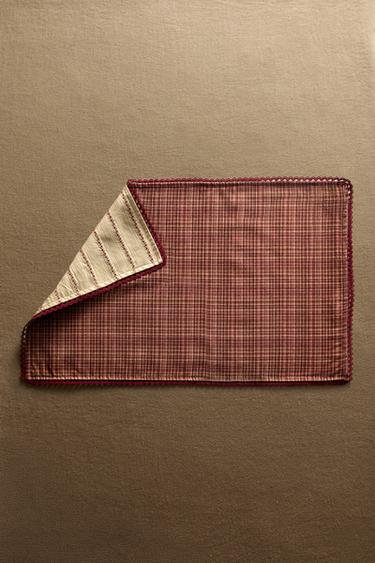 REVERSIBLE CHRISTMAS PLACEMAT - Burgundy by Zara