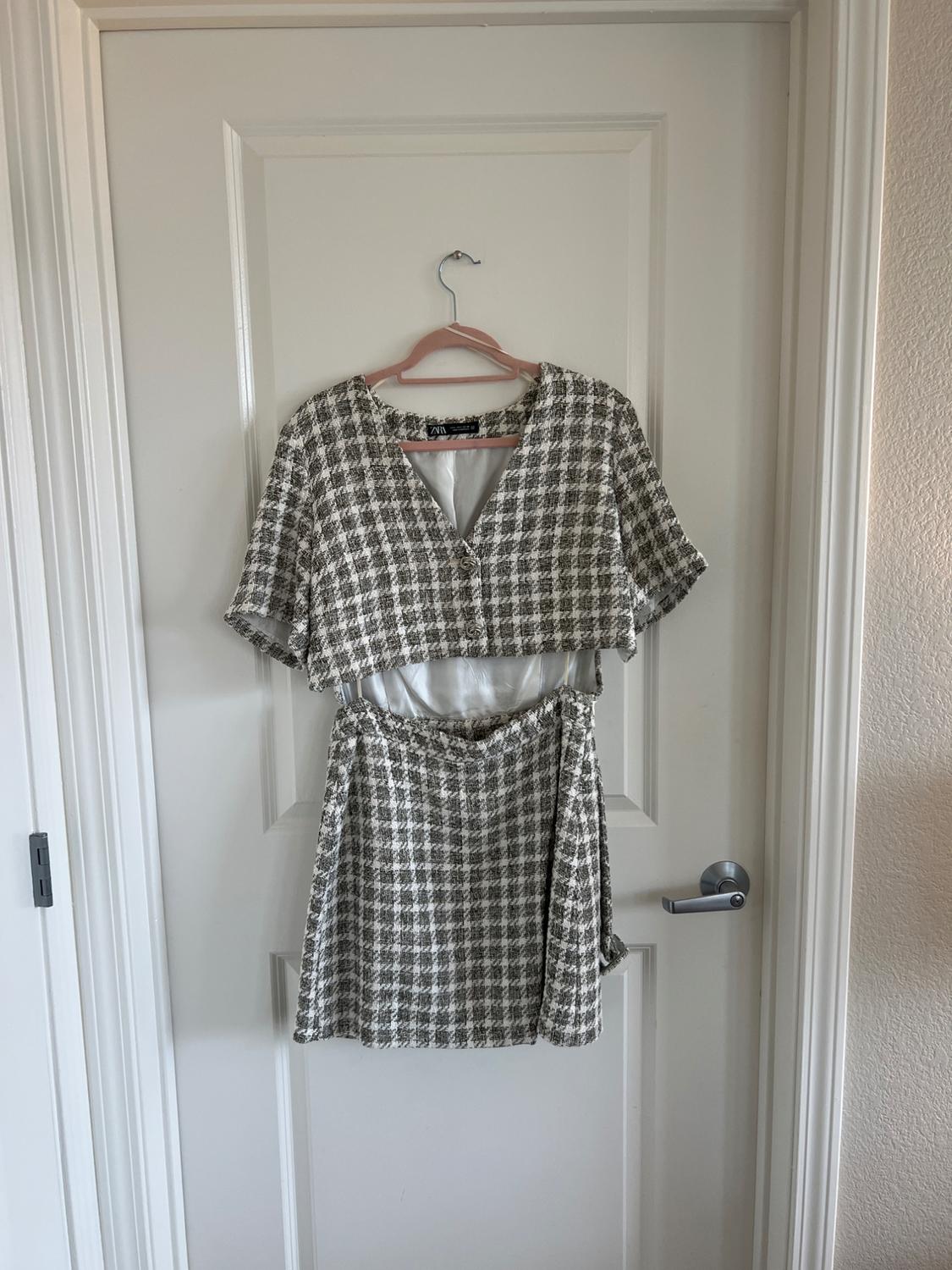 VESTIDO CUADROS CUT OUT