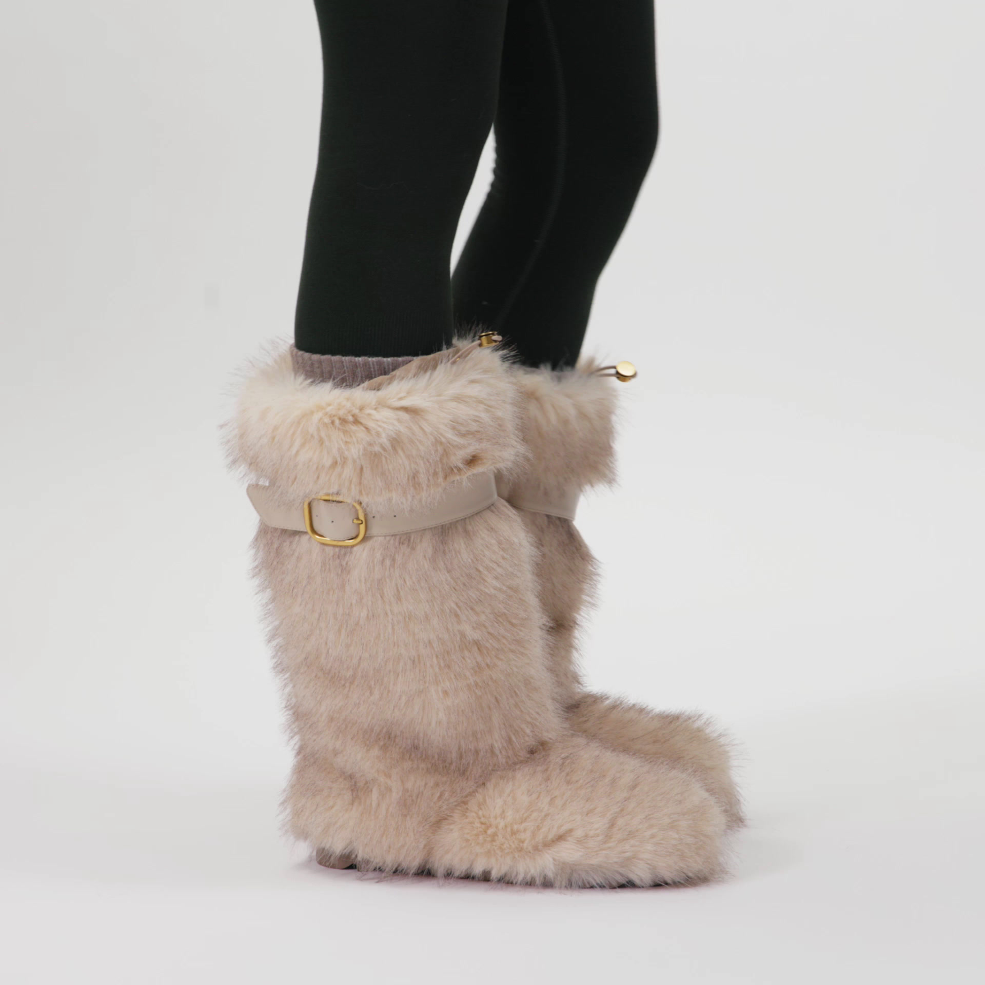 FAUX FUR BOOTS WITH STRAP SKI COLLECTION