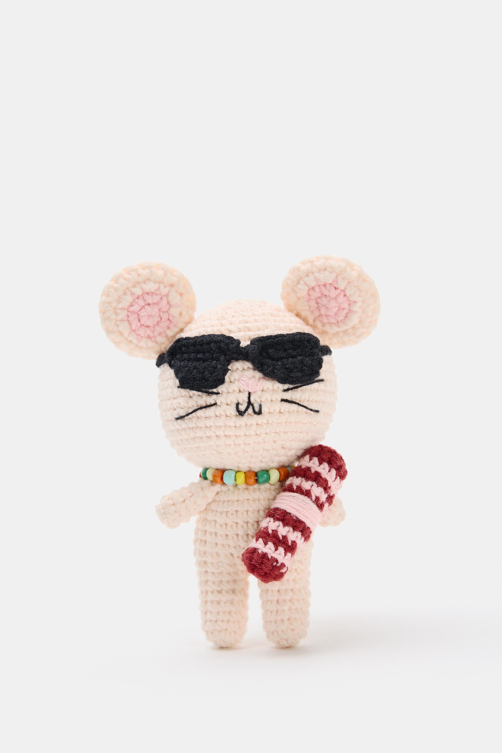 MOUSE CHARM KEYCHAIN