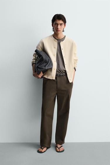 シェニール織りテクスチャーカーディガンエクリュZaraのシェニール織りテクスチャーカーディガン - エクリュ 