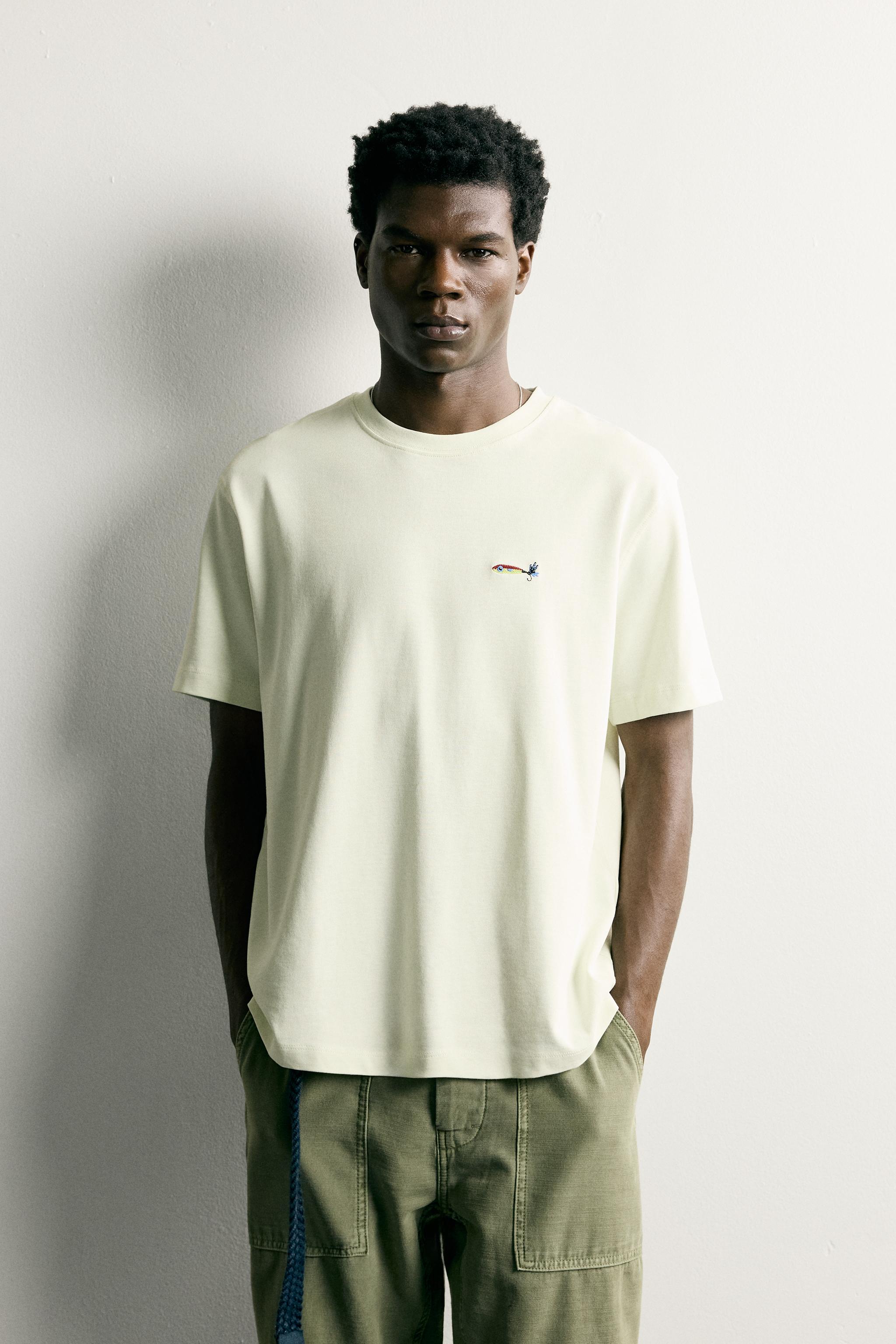 RELAXED FIT HOOK EMBROIDERY T-SHIRT — Light lime green