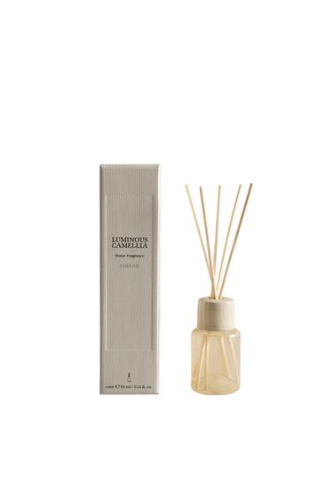 (95 ML) DIFFUSEUR À BÂTONNETS LUMINOUS CAMELLIA - Rose clair de Zara
