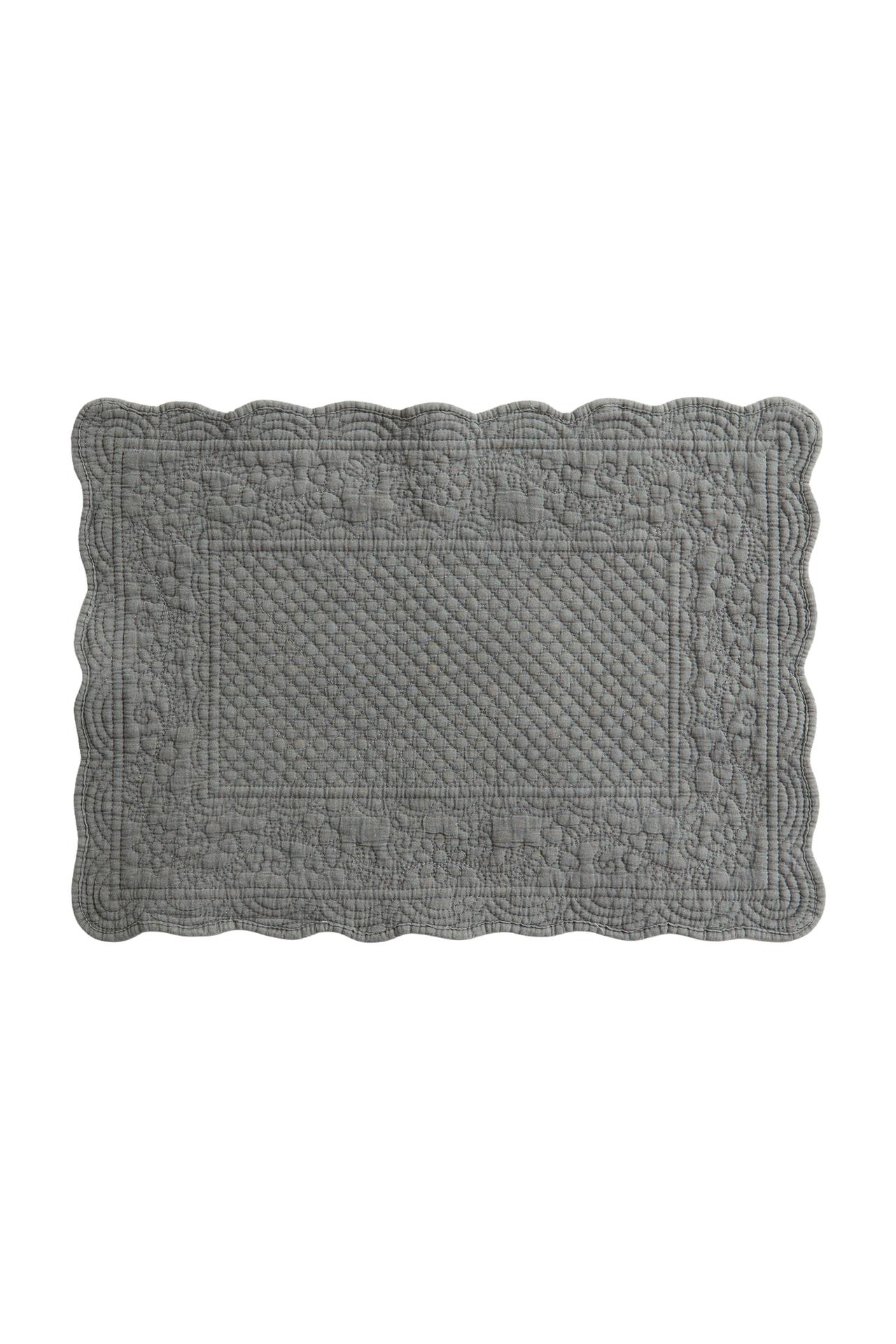 FLORAL QUILTED PLACEMAT