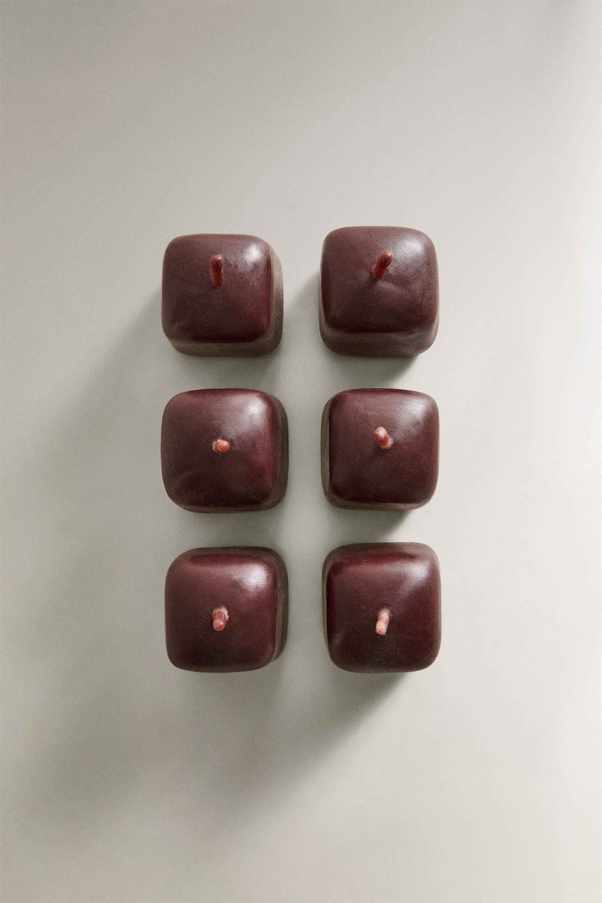 ZARA  クリスマスCD4枚 PACK OF DECORATIVE CUBE CANDLES (PACK OF 6) - Chocolate brown