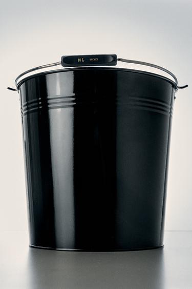 METAL BUCKET - Black by Zara