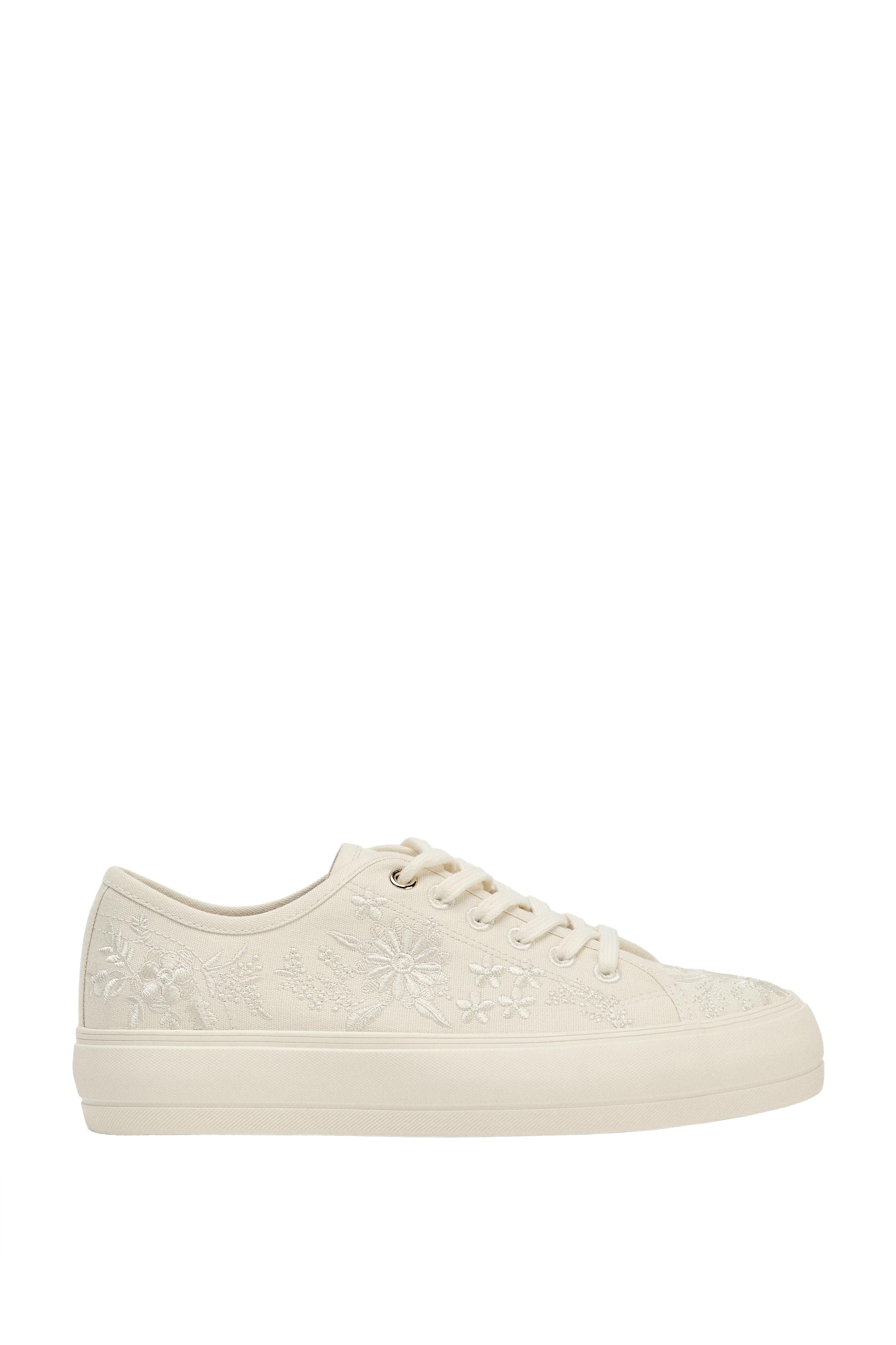 桜❀　0728 EMBROIDERED SNEAKERS - Ecru White | ZARA South Africa