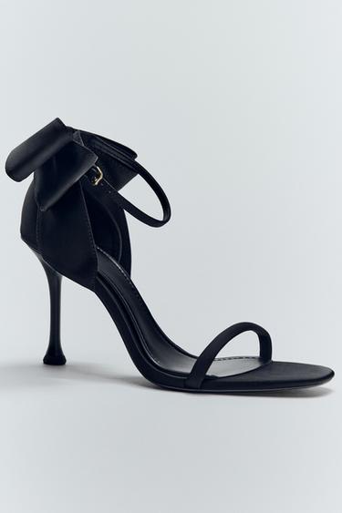 АТЛАСНЫЕ БОСОНОЖКИ С БАНТАМИ — Черный от Zara