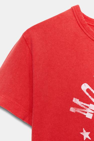 T-SHIRT À INSCRIPTION SUR LE DEVANT - Rouge de Zara - Image 4