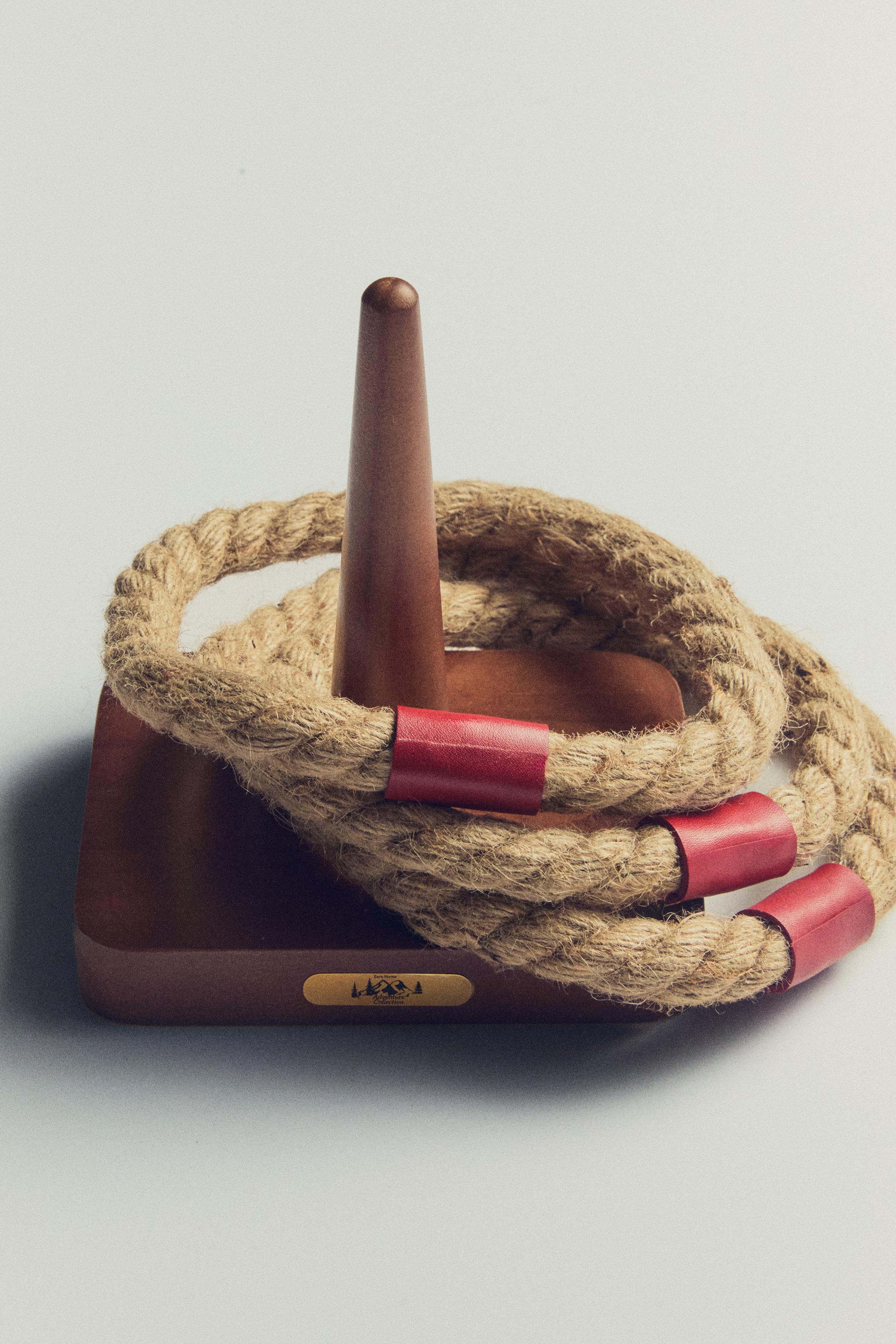 JEU DE LANCER D'ANNEAUX