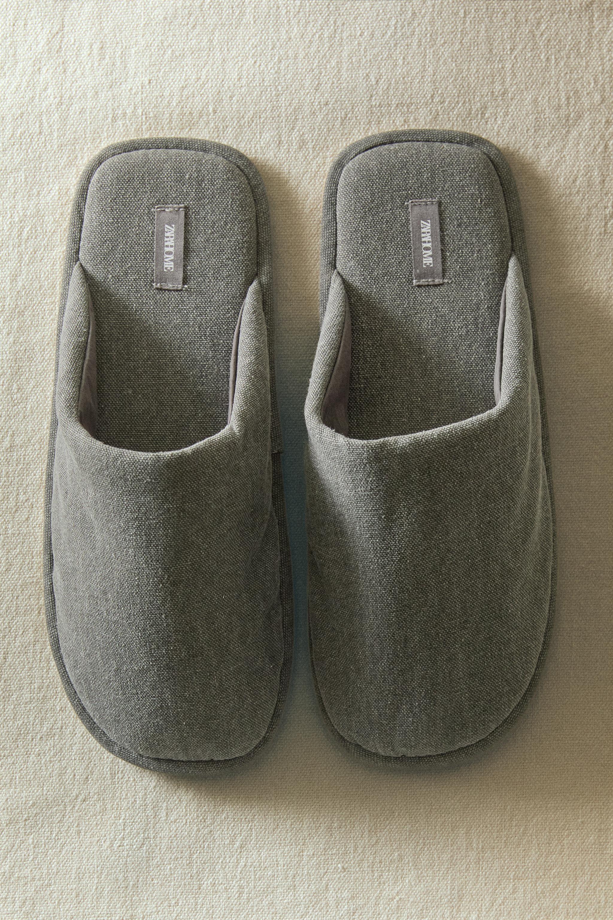 MULE SLIPPERS