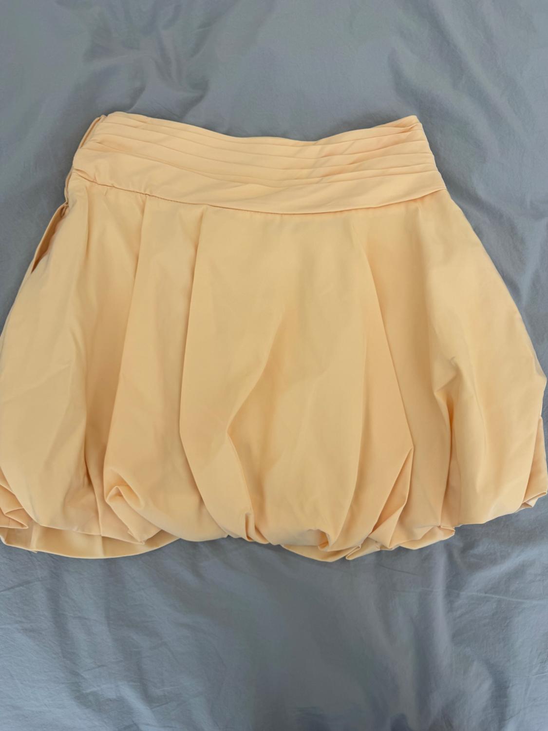 BUTTERYELLOW BALLOON SKIRT - Image 2