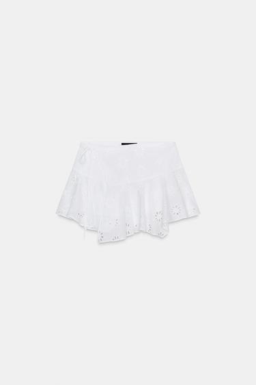 FALDA MINI BORDADOS - Blanco de Zara