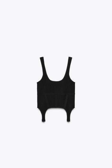 TOP CORSETERO ESTRUCTURA - Negro de Zara