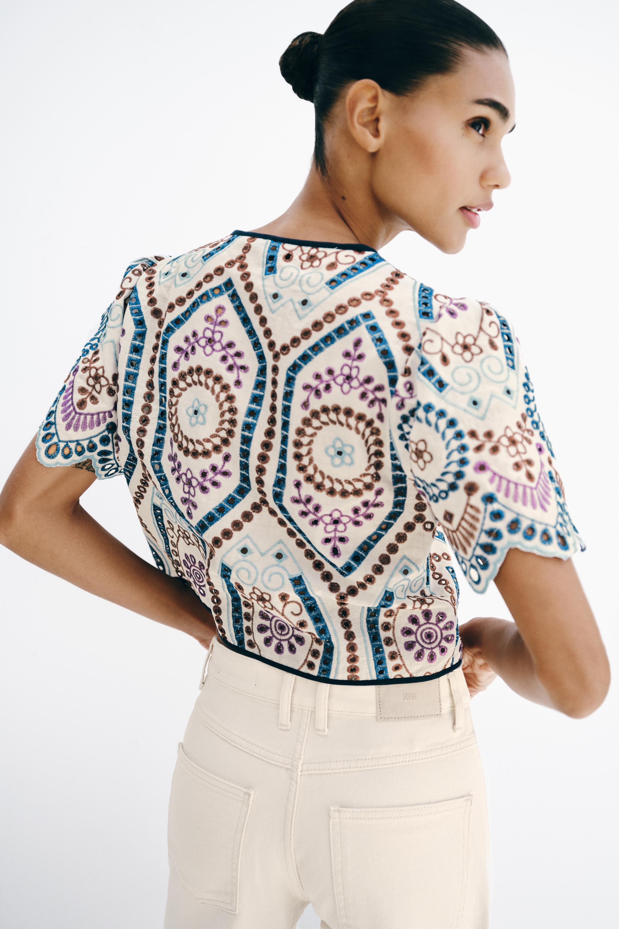 EMBROIDERED EYELET CROP TOP