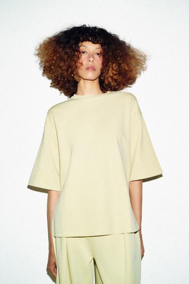 INTERLOCK T-SHIRT WITH VENTS - Light lime green by Zara