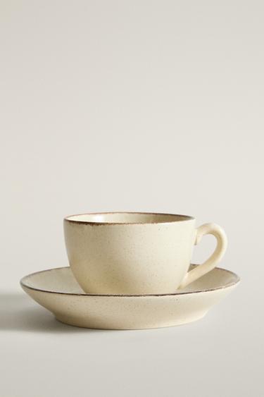 TASSE À THÉ ET SOUCOUPE GRÈS BORD VIEILLI - Écru clair de Zara - Image 0