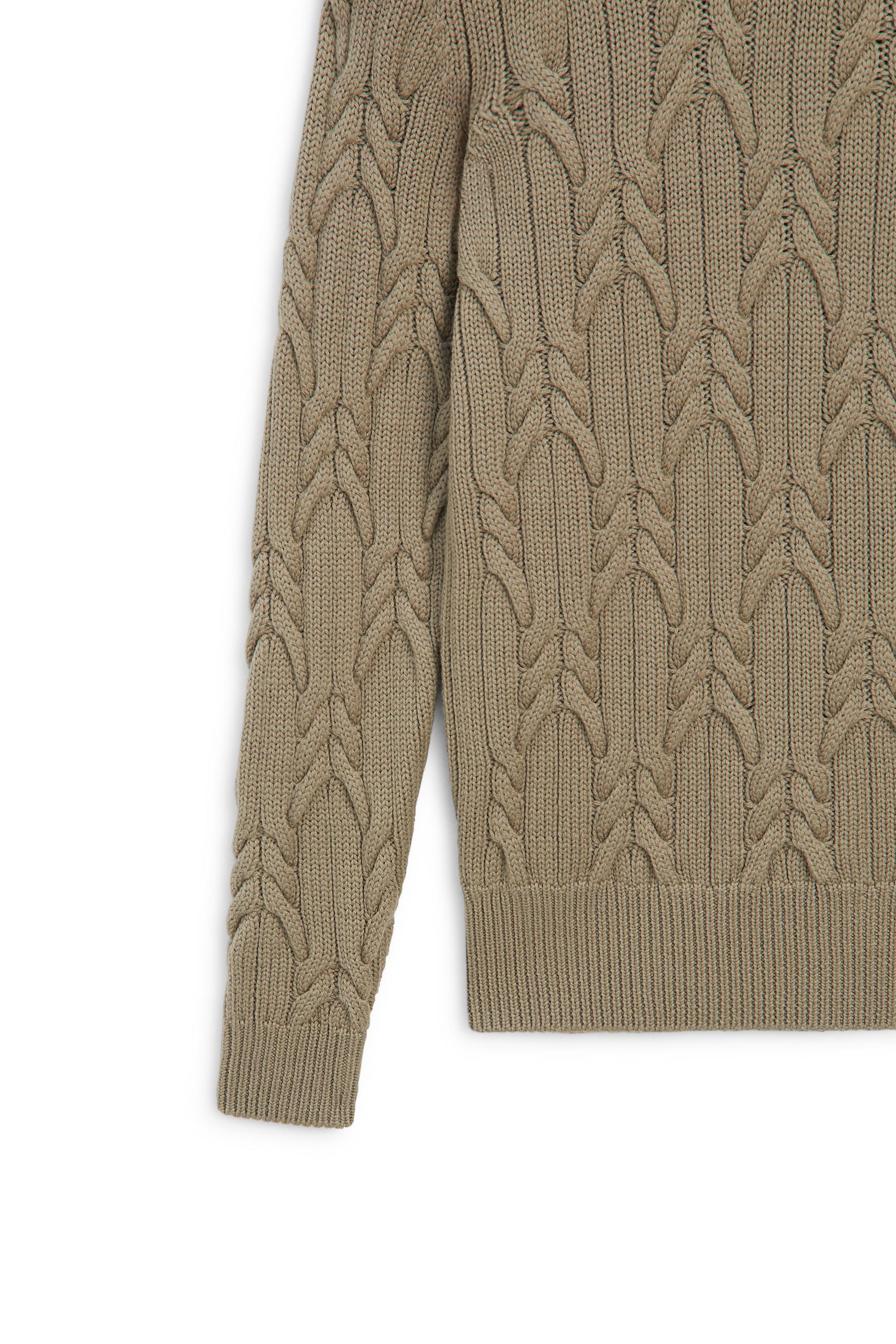 100% wool cable-knit sweater - LIMITED EDITION
